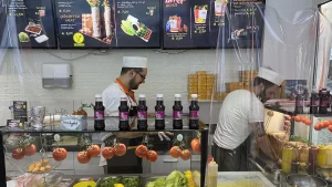 Almanya'da esnaflık yapan Türkler, yeni tip koronavirüs salgını nedeniyle getirilen