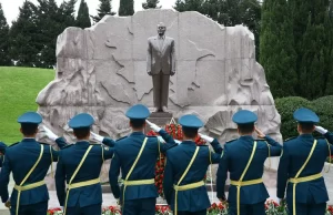 Azerbaycan'ın ulusal lideri Haydar Aliyev, doğumunun 99. yılında başkent Bakü'de