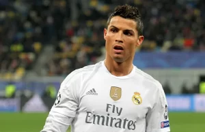 Portekizli yıldız futbolcu Cristiano Ronaldo, futbol kariyerine son vermeyi düşündüğü