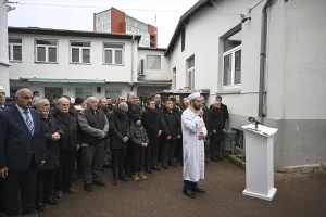 Almanya'da cenazesi yanlışlıkla yakılan Türk vatandaşı Abdulkadir Sargın için Hannover'de