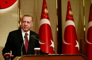 Gıda fiyatlarındaki artışlar konusunda Erdoğan, vatandaşın ezilmesine tahammül edemeyeceklerini söyleyerek,