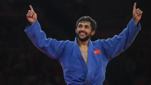 Paris 2024 Olimpiyat Oyunları'nda Salih Yıldız, judo çeyrek finalinde Gürcistanlı
