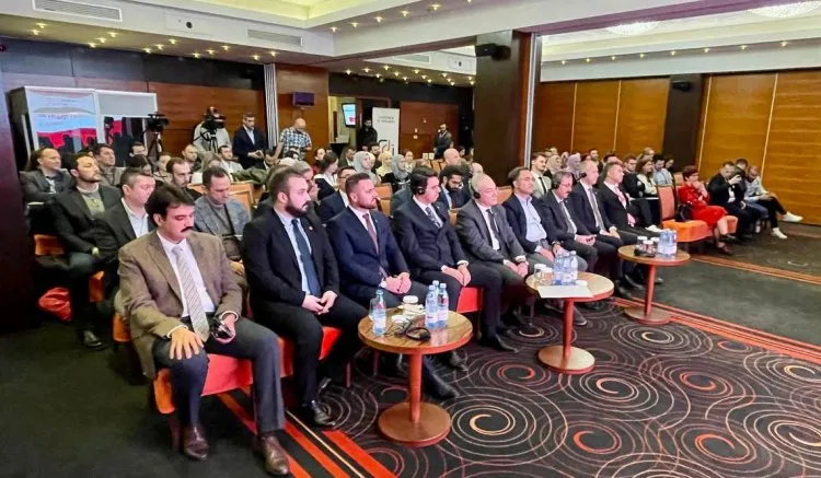 galeri BdUVA6ETCIZk8mWcuIPZ