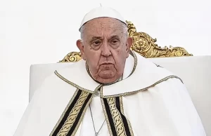 Katoliklerin ruhani lideri ve Vatikan Devlet Başkanı Papa Franciscus'un, Papalık