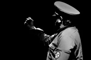 Nazi lideri Adolf Hitler’e ait olduğu tahmin edilen saat, ABD’de