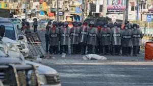 Güvenlik güçlerinin kalabalığa açtığı ateşte en az 6 kişinin olay