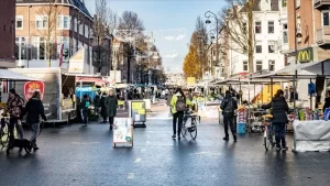 Hollanda'da son 24 saatte 12 bin 844 kişiye yeni tip