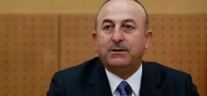Hollanda hükümeti, Dışişleri Bakanı Mevlüt Çavuşoğlu'nun uçağının iniş iznini iptal