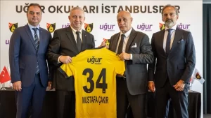 Trendyol 1. Lig ekiplerinden İstanbulspor, yeni sezon için Uğur Okulları'yla