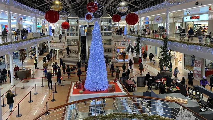 İsviçreliler Noel tatili öncesi market rafları boşaldı