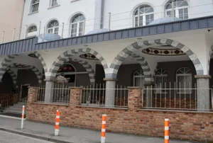 Koronavirüs salgınına dair bilgilendirme: Dortmund'taki tüm dini ve camii cemaatlerdeki