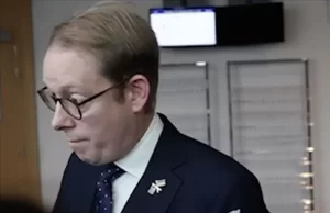 İsveç Dışişleri Bakanı Tobias Billström, Avrupa Parlamentosu'nda katıldığı oturum ve