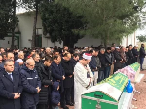 AK Parti Bursa Milletvekili Hakan Çavuşoğlu’nun kayınpederi Sezai Canlı hayatını