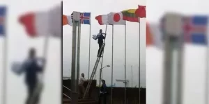 İrlandalı belediye meclisi üyesi ve siyasetçi Hugh Lewis, ülkede düzenlenen