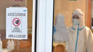 İtalya Sağlık Bakanlığının verilerine göre, son 24 saatte 23 bin 225