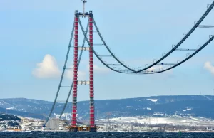 Marmara Bölgesi'ndeki otoyol projeleriyle bütünlük oluşturacak şekilde yapımına devam edilen