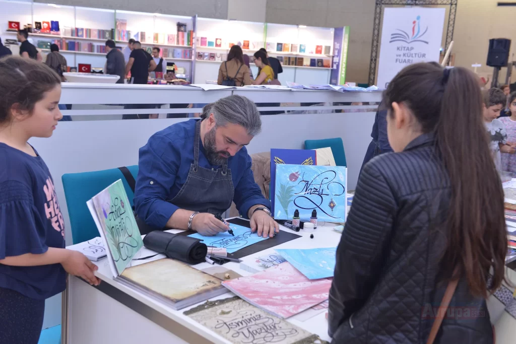 Dolu dolu etkinliklerle geçen "DİTİB Kitap ve Kültür Fuarı" sona erdi