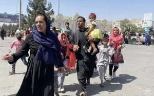 Almanya Başbakanı Angela Merkel, Afganistan'daki gelişmelerin uluslararası misyon için son