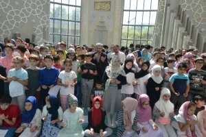 Köln DİTİB Merkez Camii’nde 2017-2018 eğitim yılının sona ermesi ve