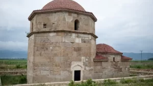 BATI TRAKYA Kütüklü Baba Tekkesi Bu efsane, İskeçe’de yaşanmıştır. Oldukça