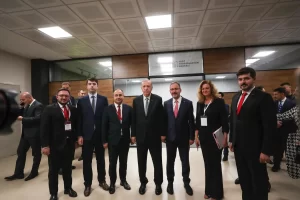 "Sayın Cumhurbaşkanımızın büyük destekleriyle rekor başvuru almamıza rağmen, yüzde 80'lik