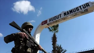 Edirne'de, haklarında FETÖ soruşturması bulunan 4 kişi, yasa dışı yollarla
