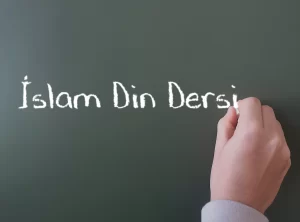 Bavyera’daki yaklaşık 350 okulda İslam din dersinin seçilmesi mümkün olacak.