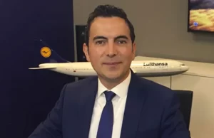Lufthansa Türkiye Genel Müdürü Kemal Geçer, dünya genelinde sektörün 2022'den