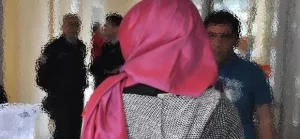 İsviçre Mahkemesi, başörtüsü taktığı için işinden kovulan Müslüman kadını haklı