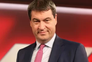 Almanya'da Bavyera Eyalet Başbakanı Markus Söder, eyalet çapında kısmi sokağa