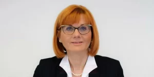 BERLİN Alman Hükümet Sözcü Yardımcısı Martina Fietz: "(Almanya Başbakanı Angela