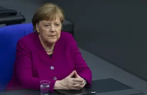 Almanya Başbakanı Angela Merkel, yeni tip koronavirüs (Kovid-19) ile mücadelenin