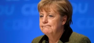 Almanya Başbakanı Merkel, Volkswagen’in karıştığı emisyon skandalını araştırmak için kurulan