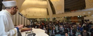 Peygamber Efendimiz Hz. Muhammed'in (SAV) dünyaya gelişinin kutlandığı Mevlit Kandili
