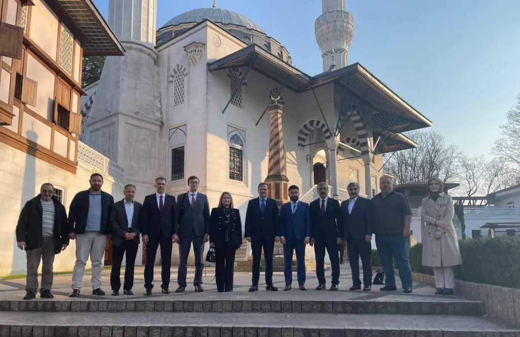 TBMM İnsan Haklarını İnceleme Komisyonu üyelerinden Berlin Şehitlik Camii’ne ziyaret