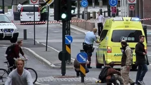 NORVEÇ   Norveç'in başkenti Oslo'nun doğusunda bir okula saldırı düzenlendi.