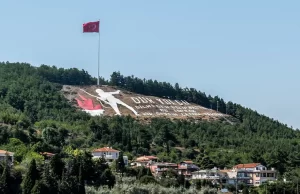 Burası, dünyada yalnızca sekiz tane bulunan pembe gölden biri. Türkiye'nin