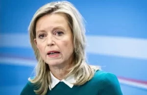 Hollanda'da 15-17 Mart tarihlerinde yapılan genel seçimin ardından hükümeti kurmakla