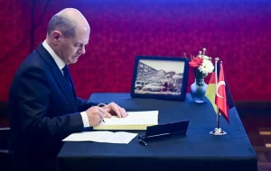  Almanya Başbakanı Olaf Scholz, "asrın felaketi" olarak nitelenen Kahramanmaraş