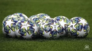 Türkiye Futbol Federasyonunun internet sitesinden yapılan açıklamaya göre, Cüneyt Çakır,