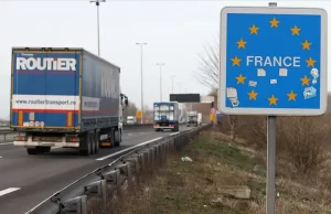 İngiltere'nin Avrupa Birliği'nden 2 ay önce ayrılmasıyla Fransa'nın kuzeyindeki Calais