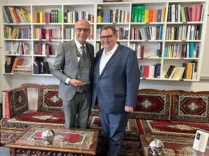 Almanya’nın Kuzey Ren-Vestfalya eyaletinin Krefeld kentinde Belediye Başkanı Frank Meyer,