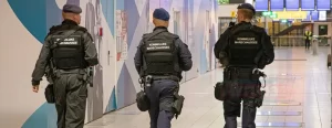 Hollanda'nın Amsterdam Schiphol Havalimanı'nda paniğe sebep olan bir uçaktaki şüpheli