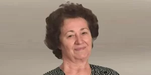 Yıllarca Türkiye Cumhuriyeti Selanik Başkonsolosluğu’nda memur olarak çalışan Gülten Çavuşoğlu,