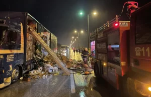 Yurt dışına çıkış için Kapıkule Sınır Kapısı istikametine giden tırda