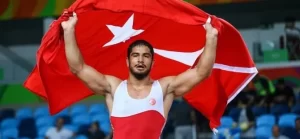 Milli Güreşçi Taha Akgül, Türkiye'ye 2016 Rio Olimpiyat Oyunları'ndaki ilk