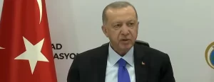 Erdoğan, deprem bölgesinde incelemelerde bulunmak üzere geldiği İzmir'de AFAD Koordanisyon