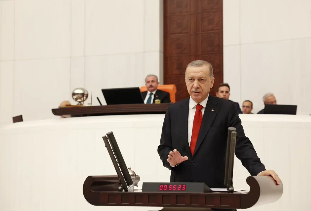 Cumhurbaşkanı Erdoğan: Meclisimiz yeni dönemde Türkiye'yi hakkı olan yeni anayasayla buluşturacak