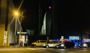 Köln kenti Ehrenfeld semt merkezindeki Kreuzgasse caddesinde İkinci Dünya Savaşı'ndan