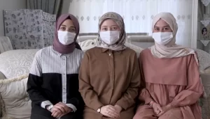 Gaziantep Üniversitesi (GAÜN) Tıp Fakültesi 5'inci sınıf öğrencisi Beyzanur Deniz,